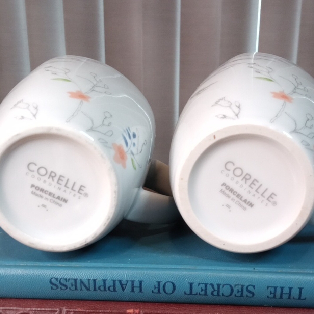 Vintage Corelle Boutique Adlyn Porcelain Mugs - Picture 5 of 6